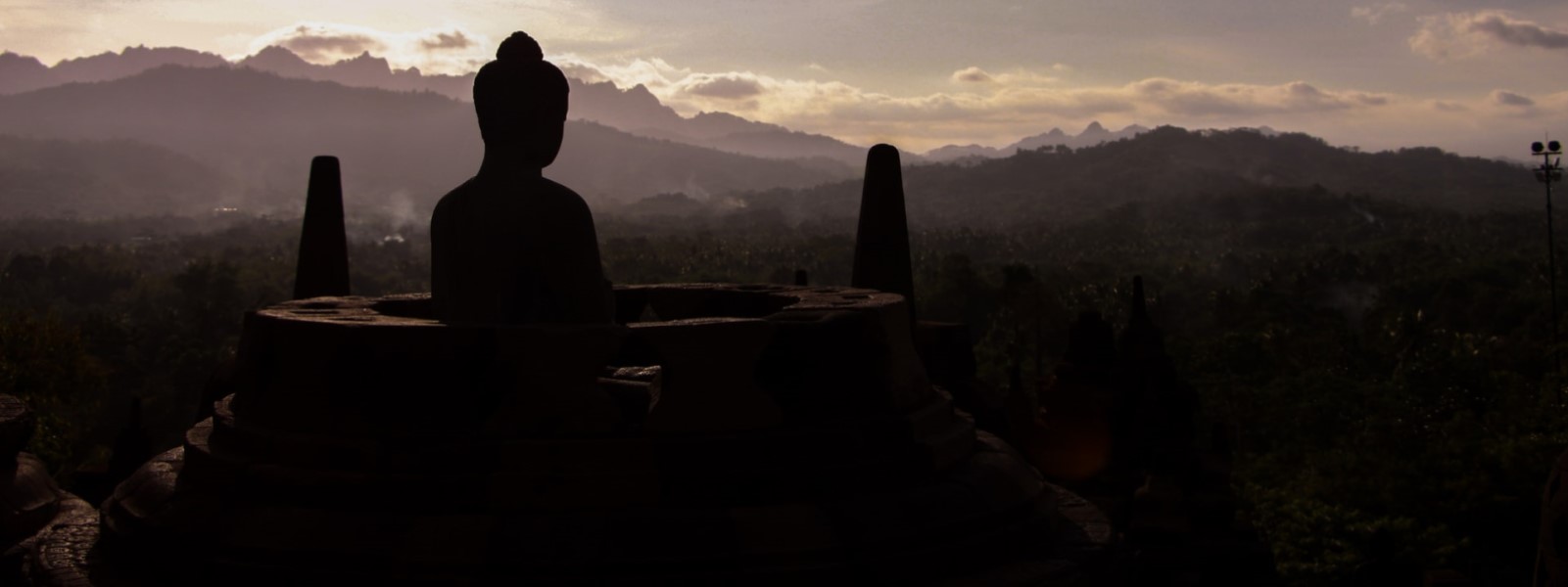 Skyline, Buddha